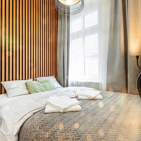Wyjatkowe Apartamenty W Centrum Wrocław Kültér fotó