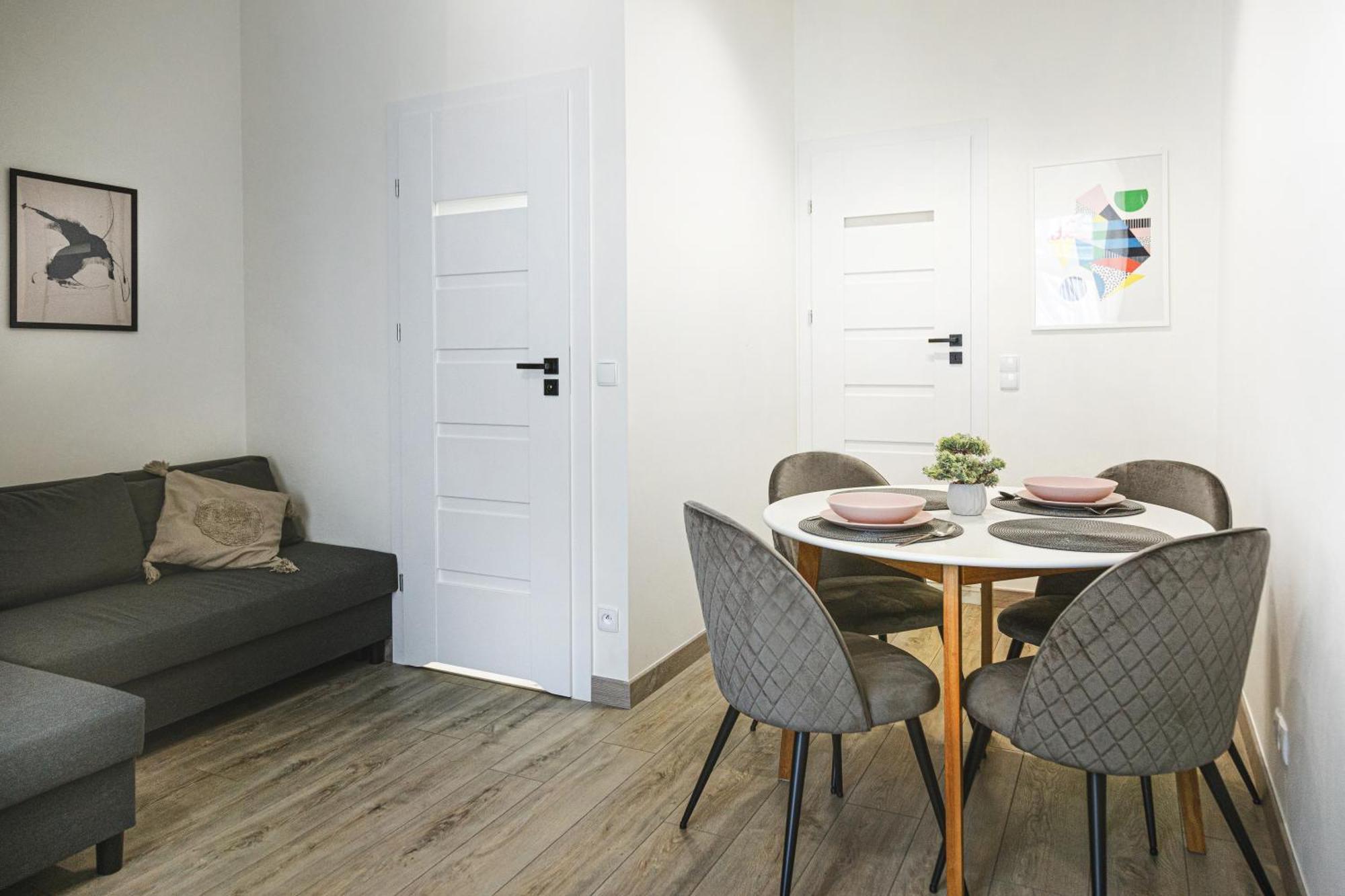 Wyjatkowe Apartamenty W Centrum Wrocław Kültér fotó